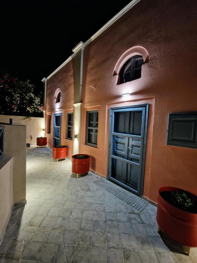 St.Mammas Traditional Apartment メッサリア エクステリア 写真